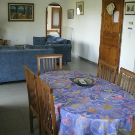 Christina Apartment *